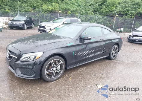 2017 Mercedes-Benz C 300 4Matic z USA, uszkodzony, nr VIN WDDWJ4KB8HF353968